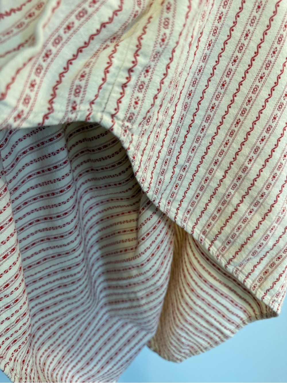 L.L. Bean Pintuck Dobby Nightgown Womens L Cream Red Granny Cottagecore Prairie - Picture 4 of 8